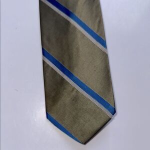 Vintage 60s/70s Trevira green, blue & white diagonal‎ stripe polyester tie